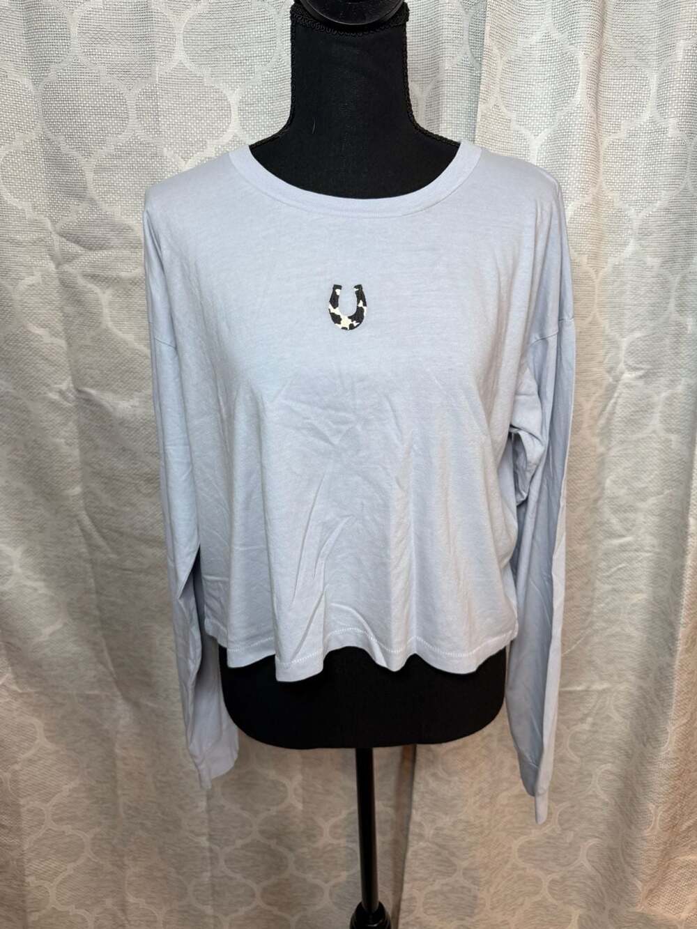 Daydreamer 100% Cotton Long Sleeve Crop Tee Size XS Horseshoe Graphic